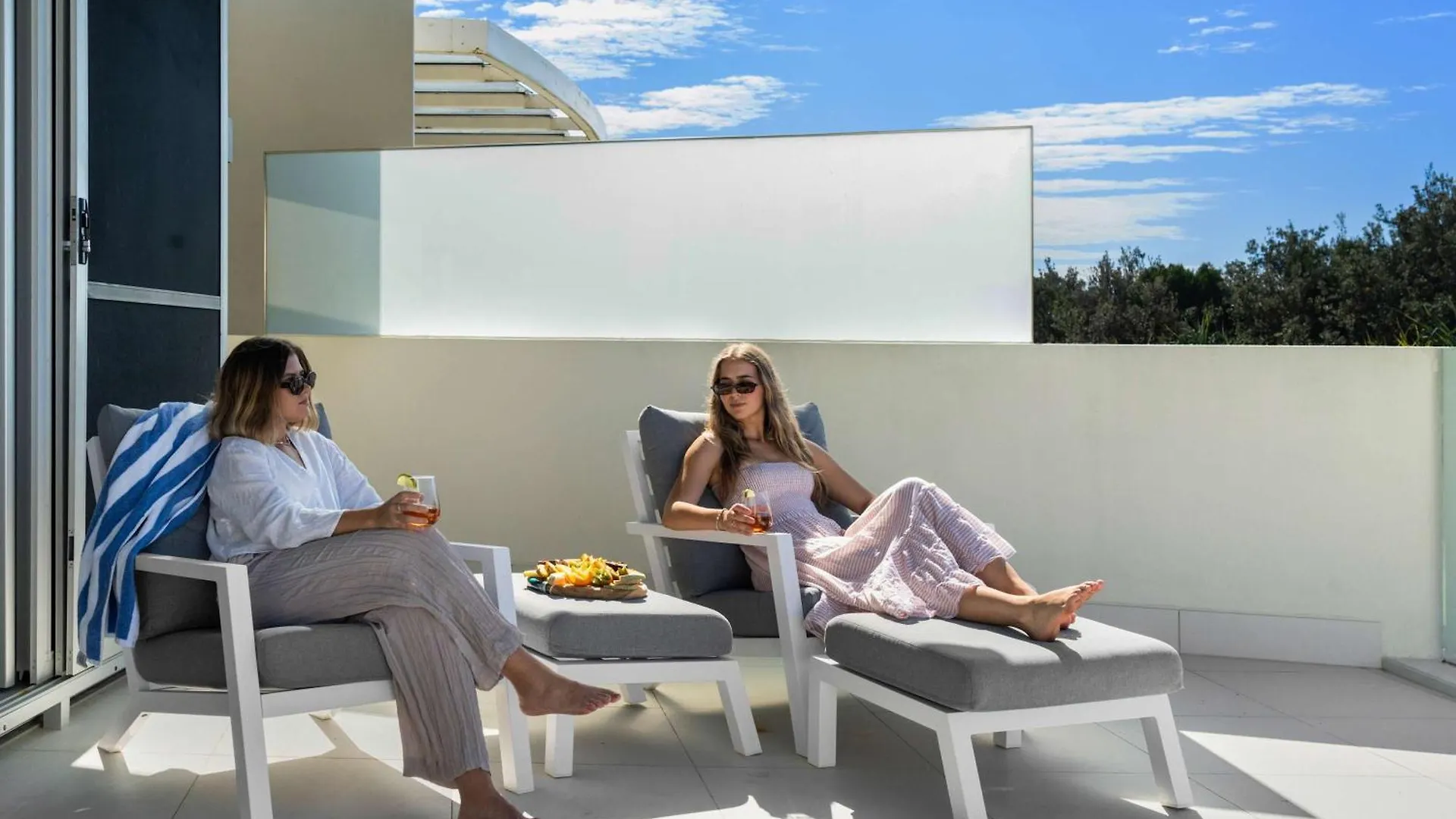 Holiday home Absolute Beachfront Marcoola - Private Pool - Private Spa Bath - Games