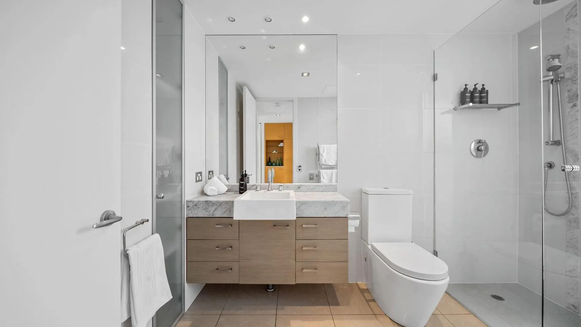 Absolute Beachfront Marcoola - Private Pool - Private Spa Bath - Games 0*,  Australia