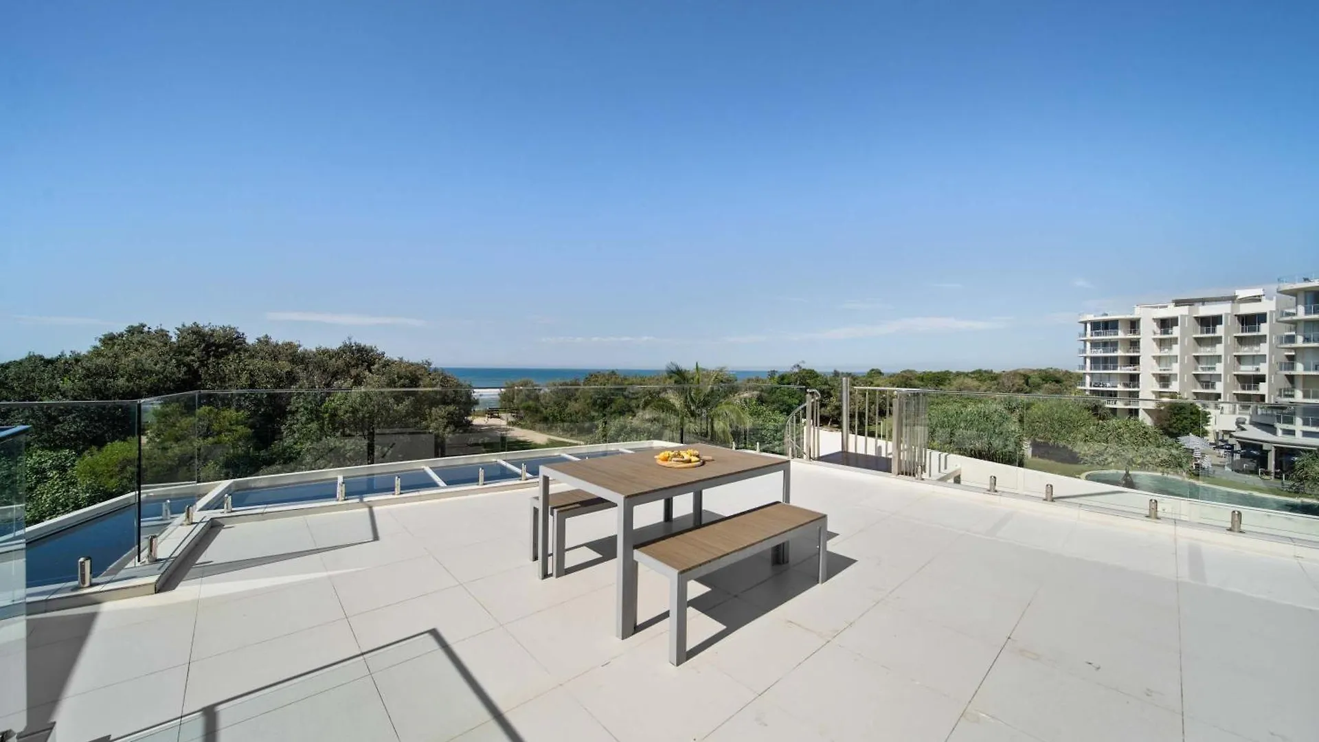 Absolute Beachfront Marcoola - Private Pool - Private Spa Bath - Games 0*,  Australia