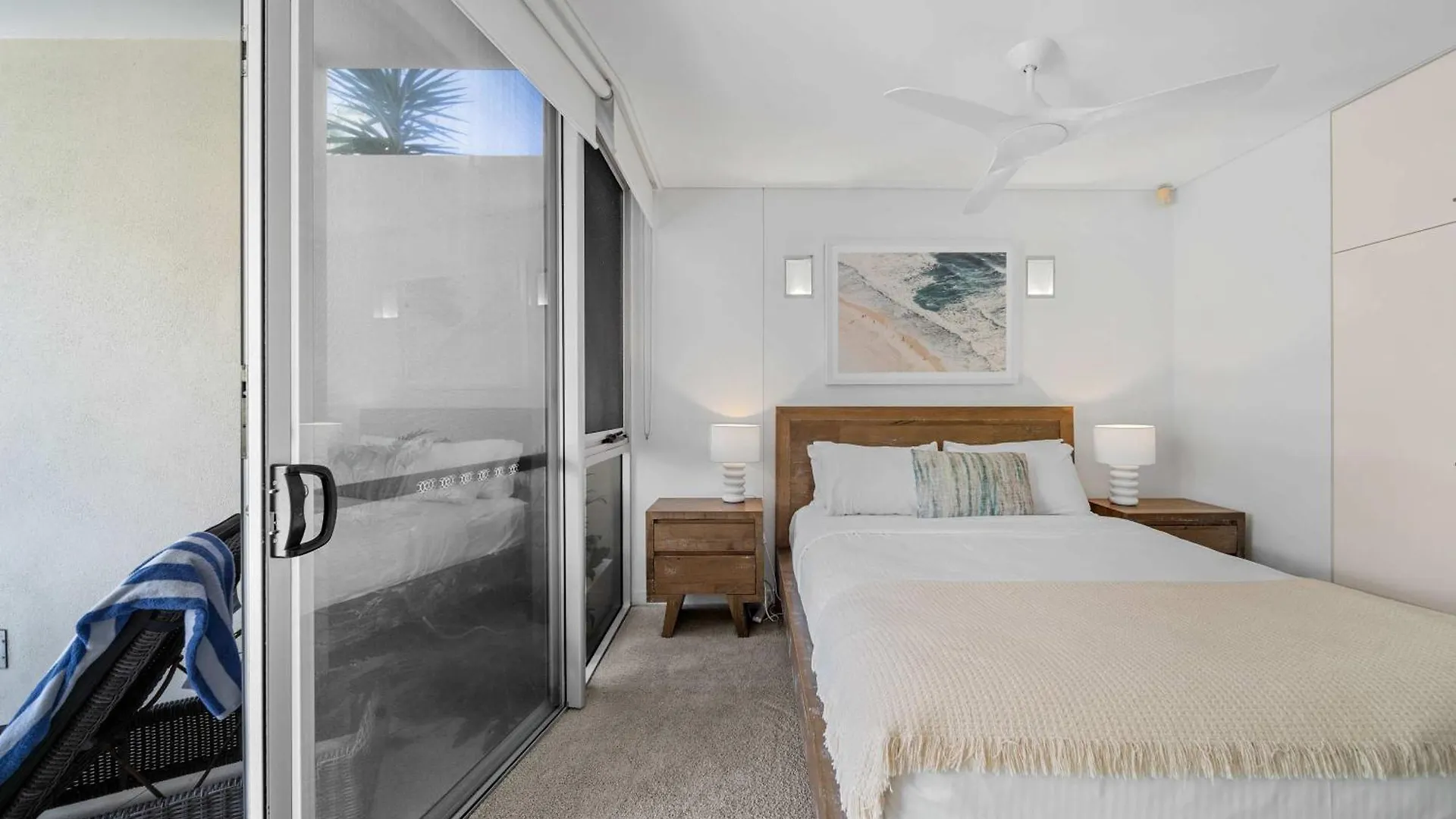 Holiday home Absolute Beachfront Marcoola - Private Pool - Private Spa Bath - Games Australia