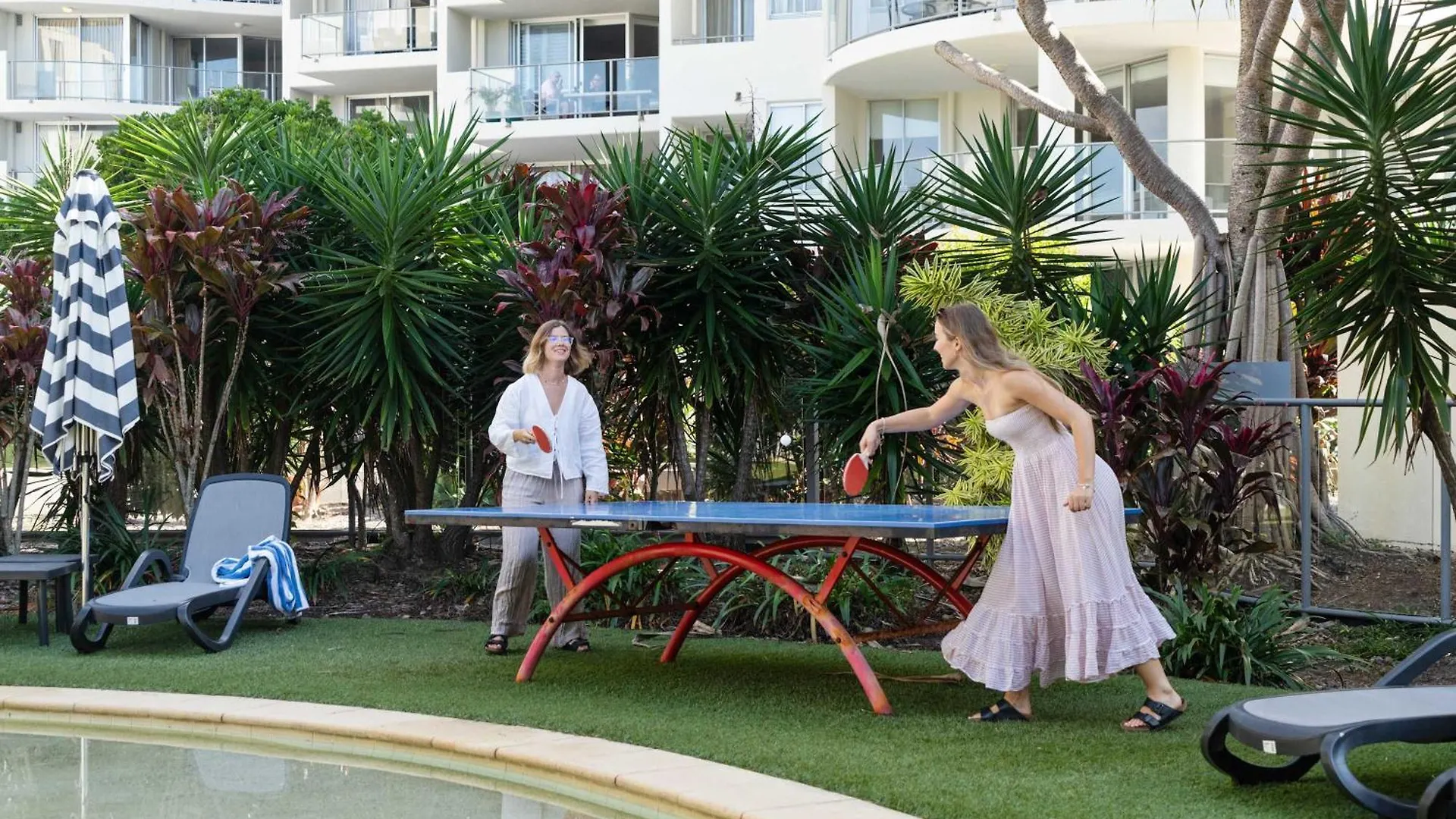 Absolute Beachfront Marcoola - Private Pool - Private Spa Bath - Games Holiday home